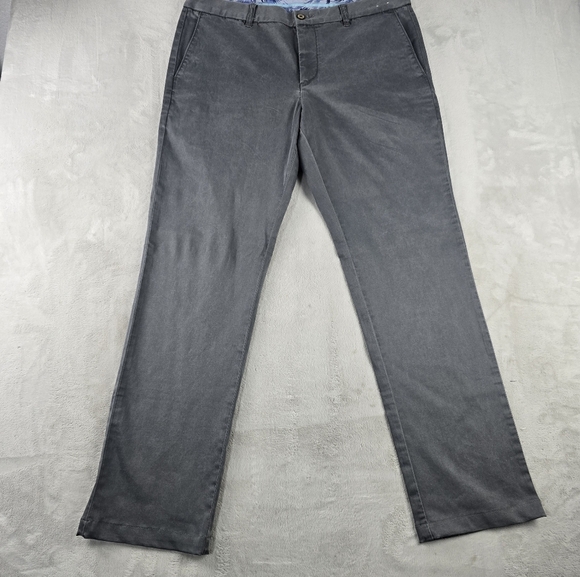 Tommy Bahama Chino Gray Pants 36x29 - Picture 1 of 10